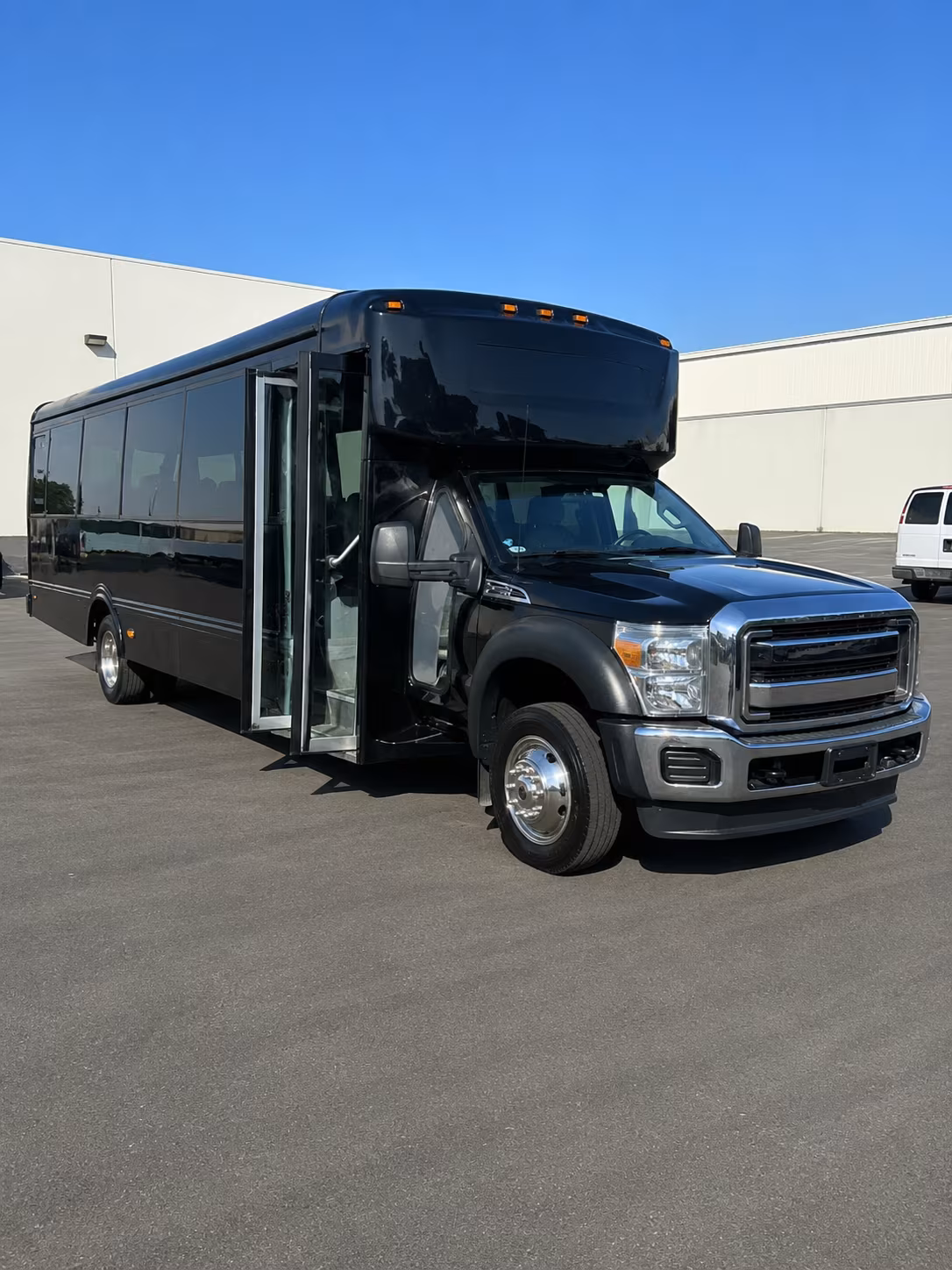 hit every photo stop in your pembroke pines party bus before the dance