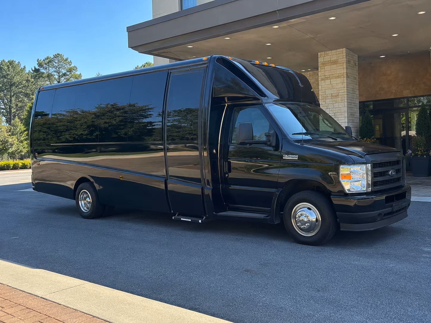 pembroke pines bus rentals for florida road trips and kentucky travel